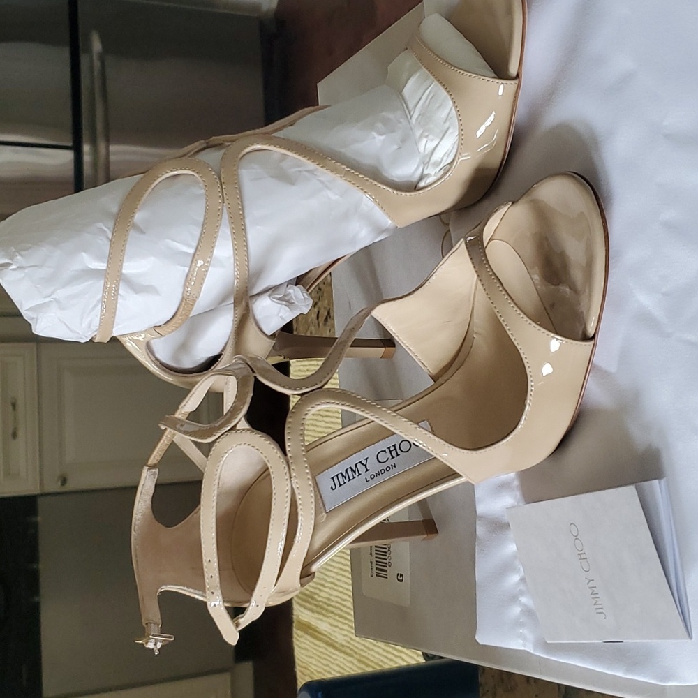 JIMMY CHOO Ivette Nude Patent Leather Size 38